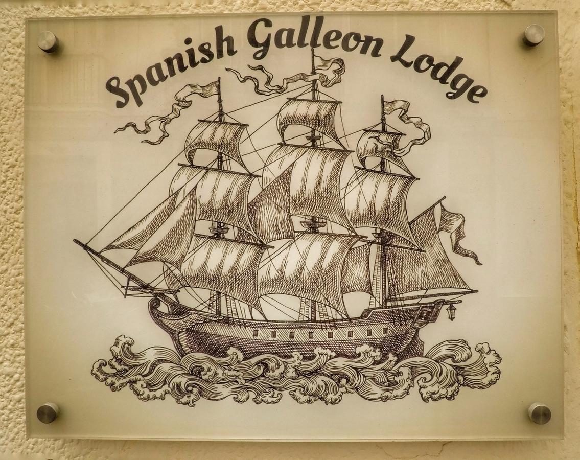 Spanish Galleon Lodge Kadyks Zewnętrze zdjęcie